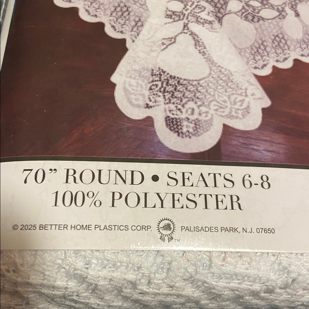 Chic White Fine Lace Tablecloth by Better Home 70” Round. - Picture 4 of 6